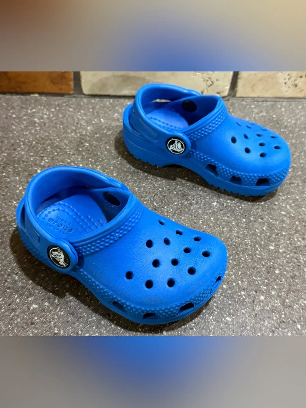 Crocs child’s 5 BlueSlip-On Clog Shoes